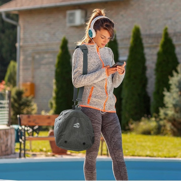 G4Free 45L/60L 3-Way Men/Women Duffle Backpack Gym Bag